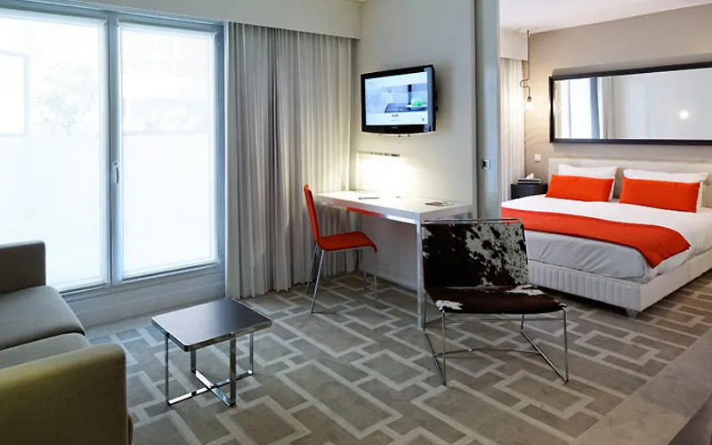 Aparthotel Adagio Marseille Timone 3*,