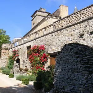 chateau-de-laumiere.midi-pyreneeshotels.com/
